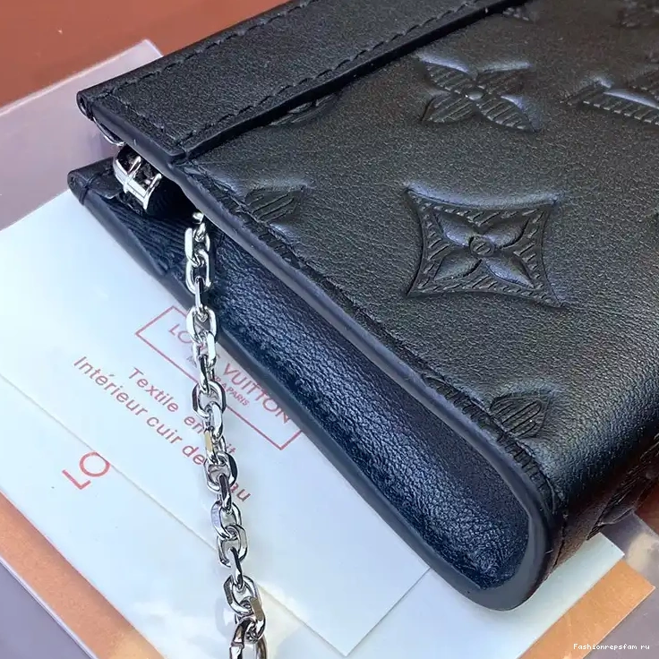 Fashionrepsfam ru LV 2312YA0029 Bags 0804